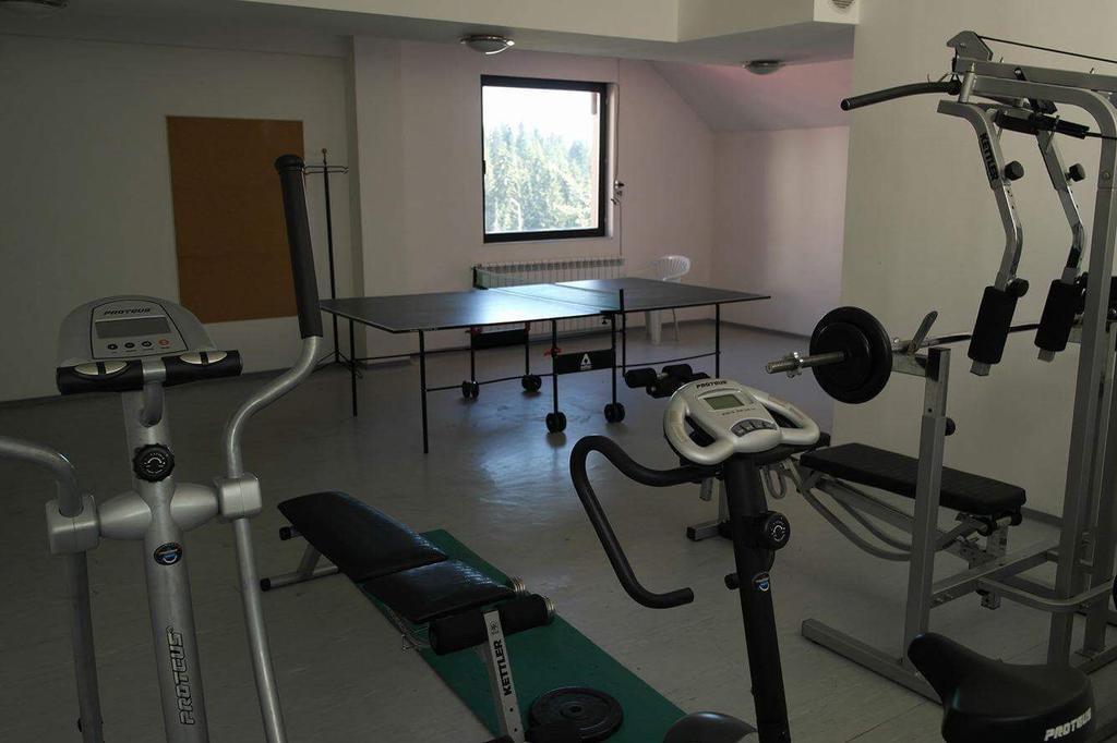 Apartment "Moni" ปอมโปโรโว ภายนอก รูปภาพ