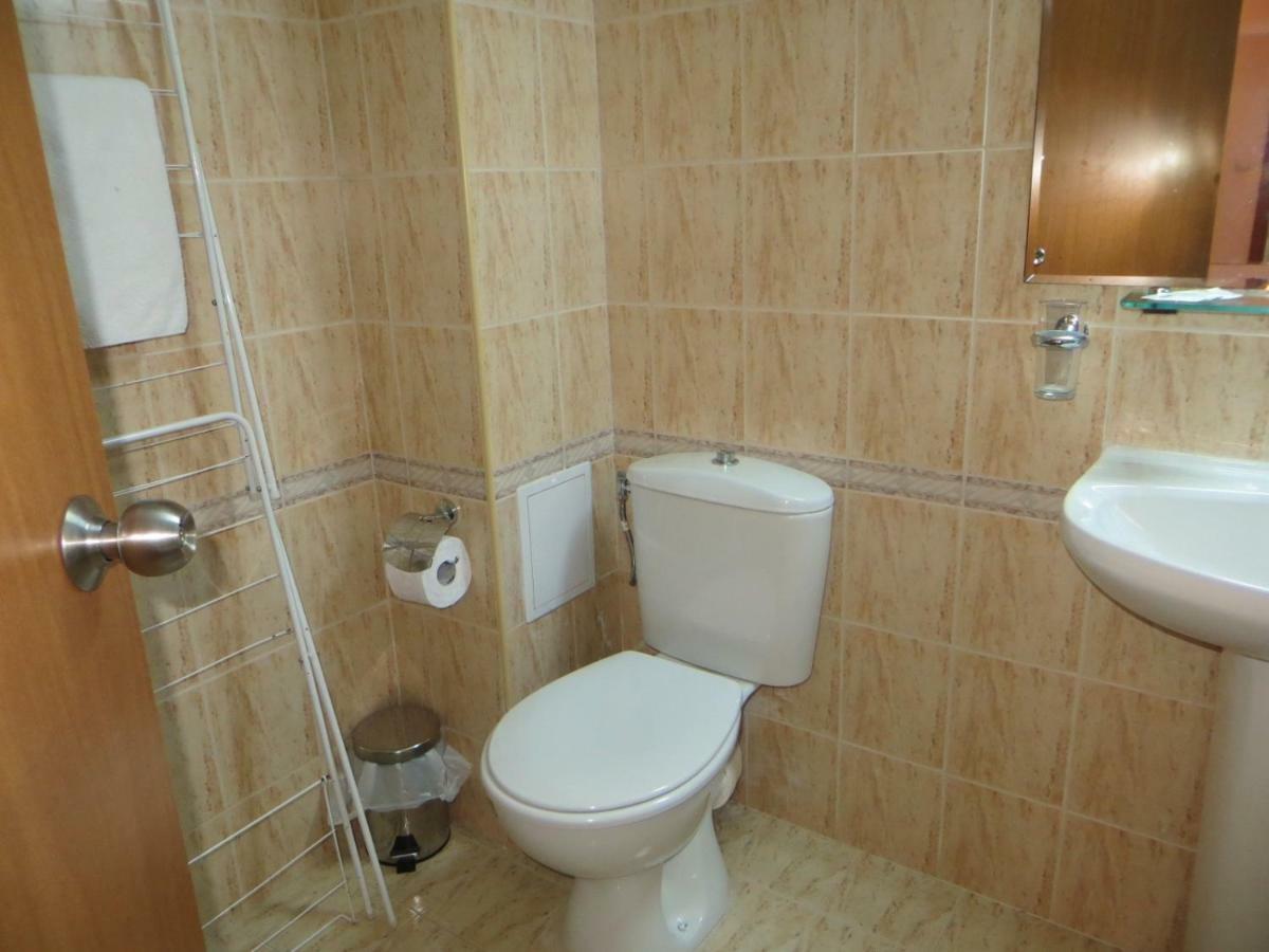 Apartment "Moni" ปอมโปโรโว ภายนอก รูปภาพ