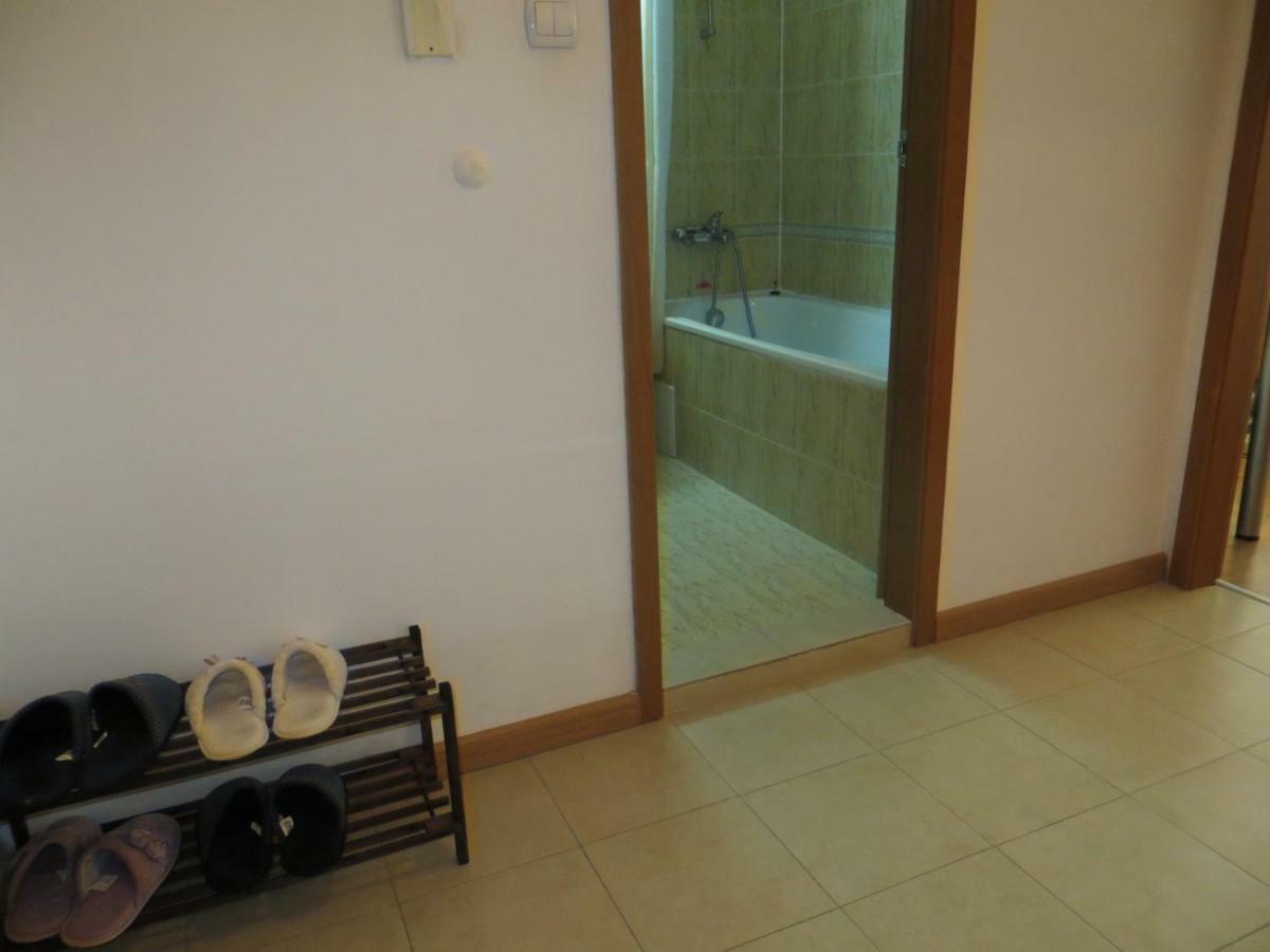 Apartment "Moni" ปอมโปโรโว ภายนอก รูปภาพ